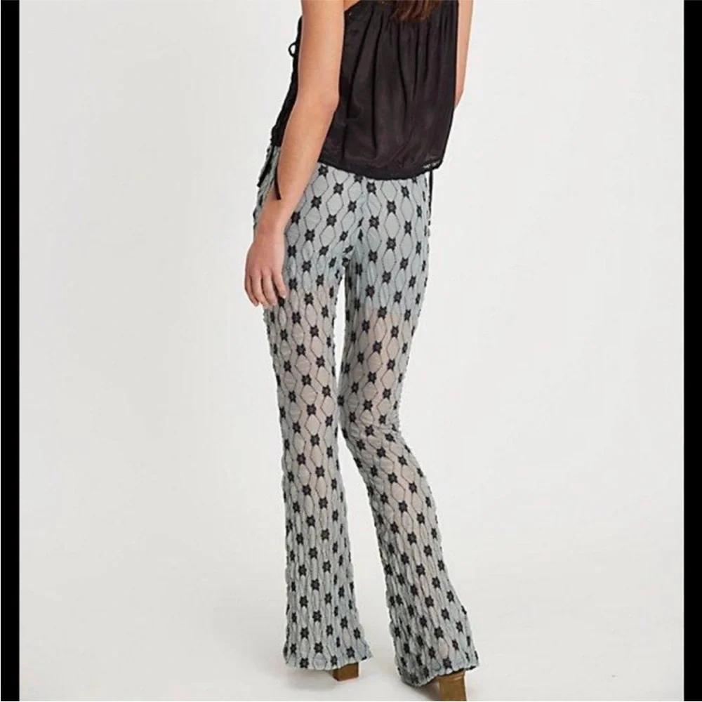 Brand new without tag Free People Margo lace overlay flare pants size M - Picture 2 of 7
